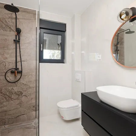 Apartment Two Bedroom Apt Luxury Gold Ivana With Private Parking Zadar